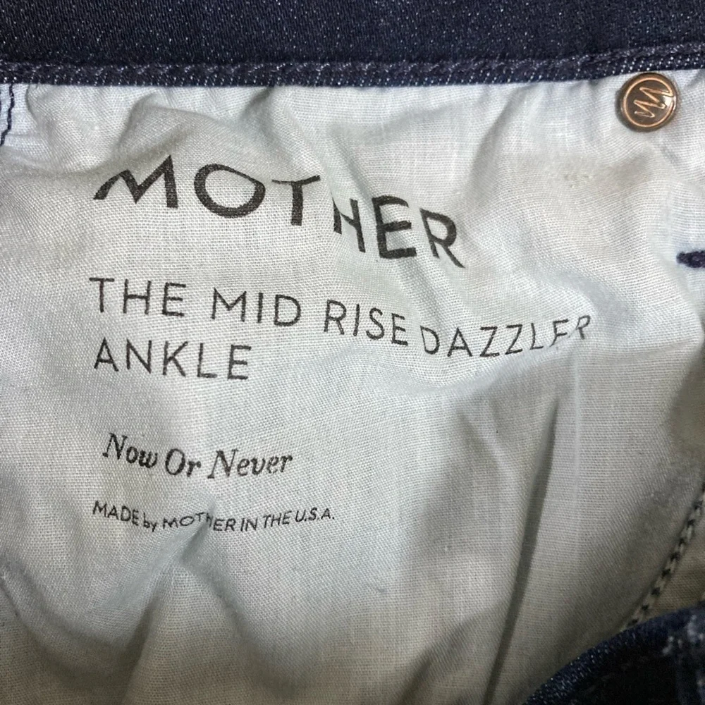 Mother The Mid Rise Dazzler Ankle in Now or Never Wash - Picture 11 of 16
